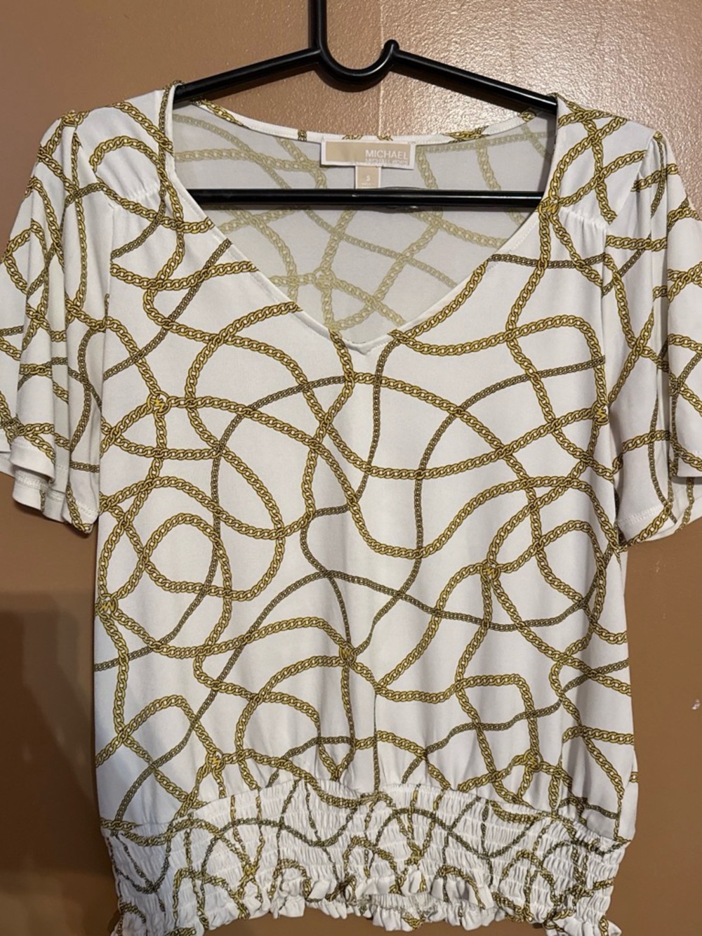 Michael Kors White Short Sleeve V-Neck Top with Gold Chain Print
